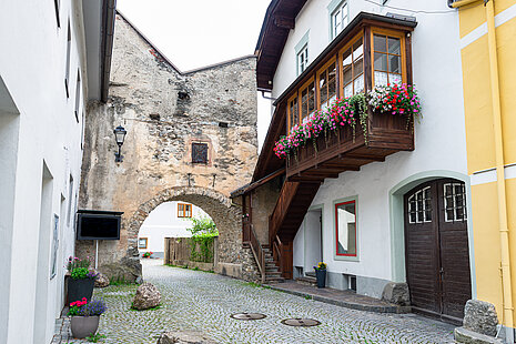 Altes Tor in der historischen Stadt Gmünd